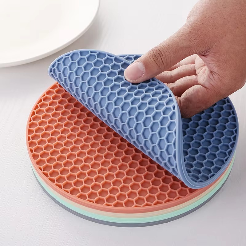 Kitchen Gadgets In Japan - 실리콘 매트 코스터 식품 등급 재질